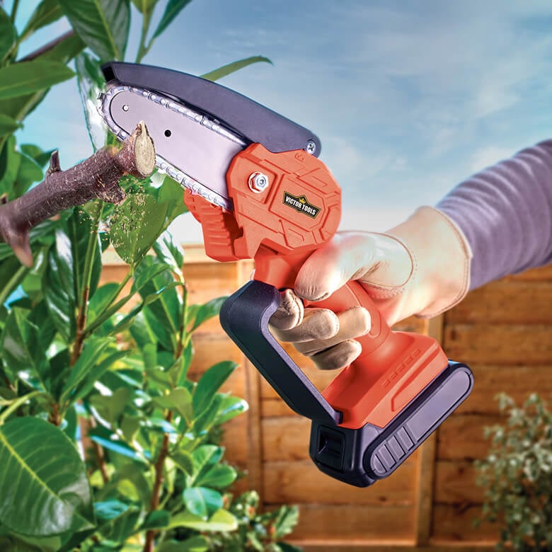 Coopers of Stortford 20V Cordless Pruning and Trimming Saw